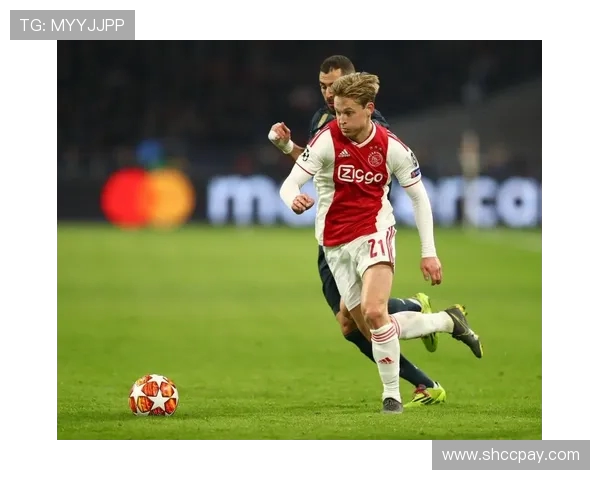 德转统计阿贾克斯青训历史最贵现役11人 赫拉芬贝赫德容领衔